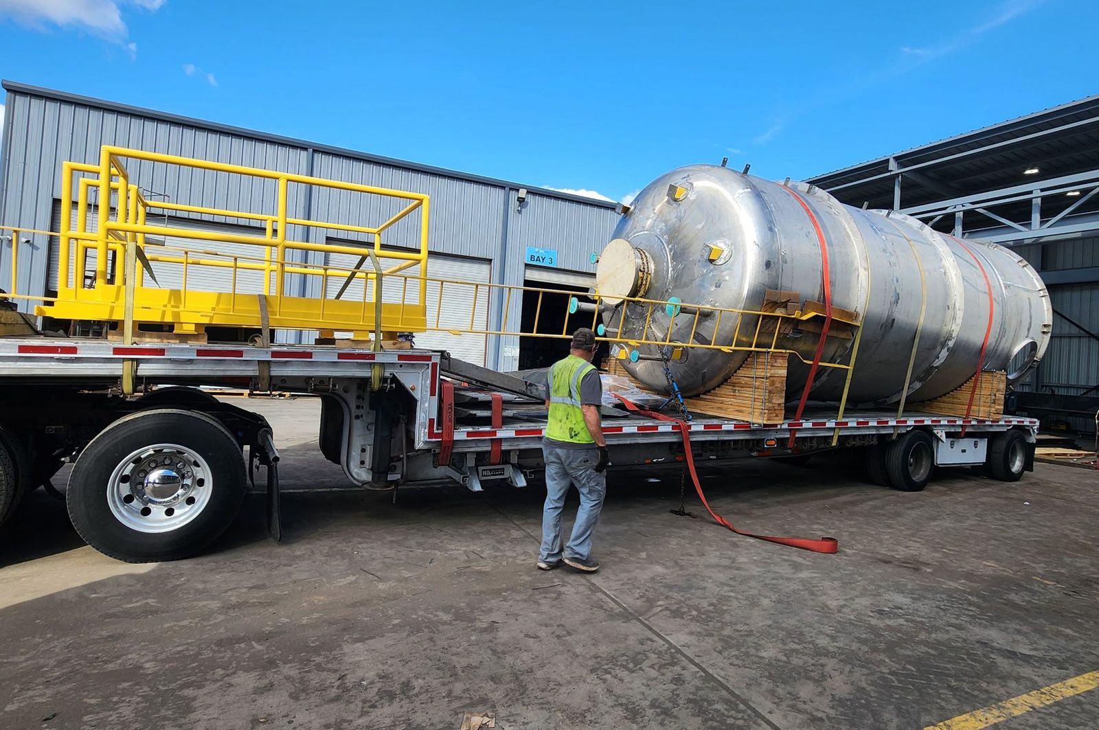 Stainless Process Vessel — Vessel and platforms staged for export · Texas
